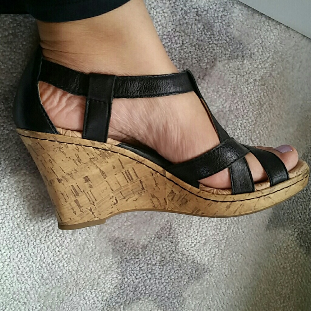 BOC black wedge sandals
